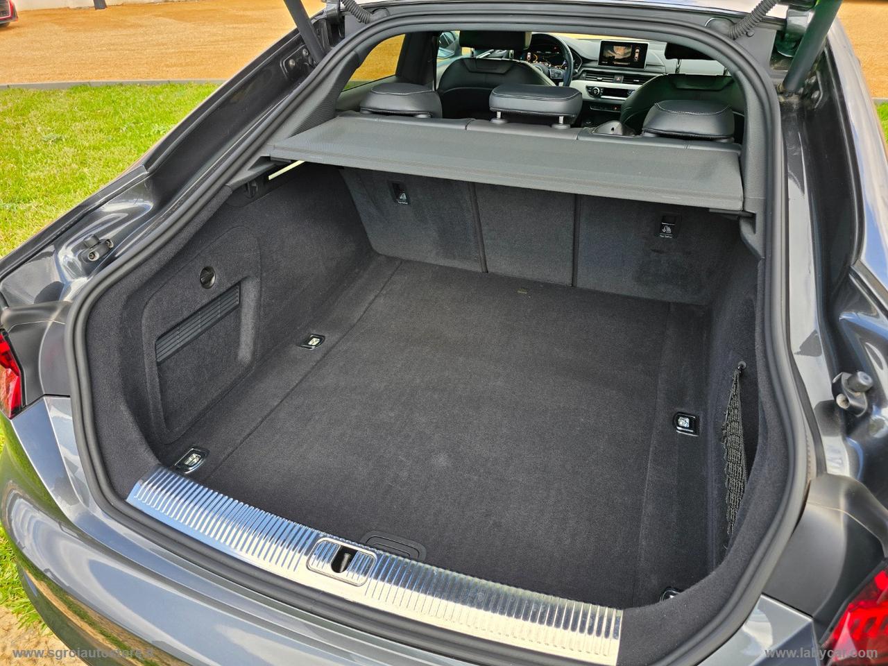 AUDI A5 40 TDI S tr. S line edition