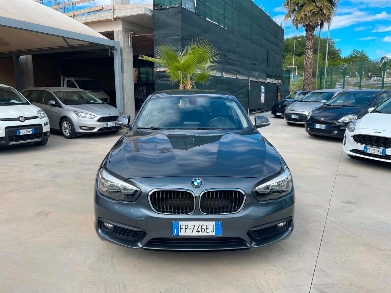 Bmw 118 118d 5p. Business