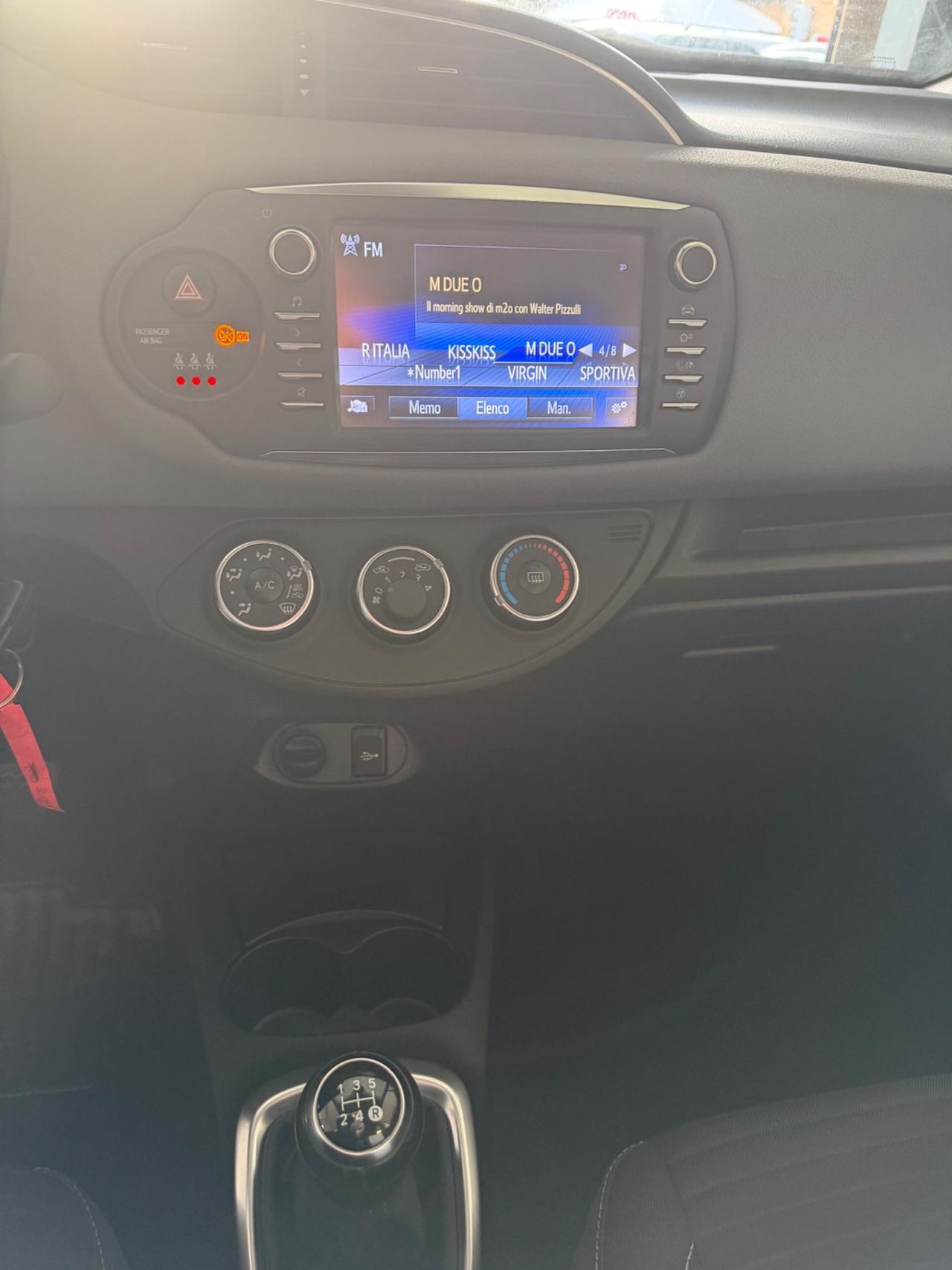 Toyota Yaris 1.5 5 porte Active - Nessun vincolo -