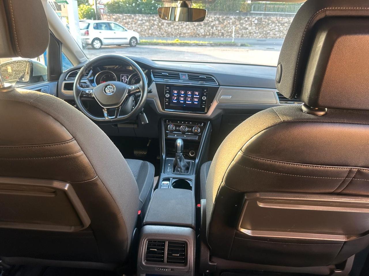 Volkswagen Touran 1.6 TDI 115 CV SCR DSG Executive BlueMotion Tech.7 posti