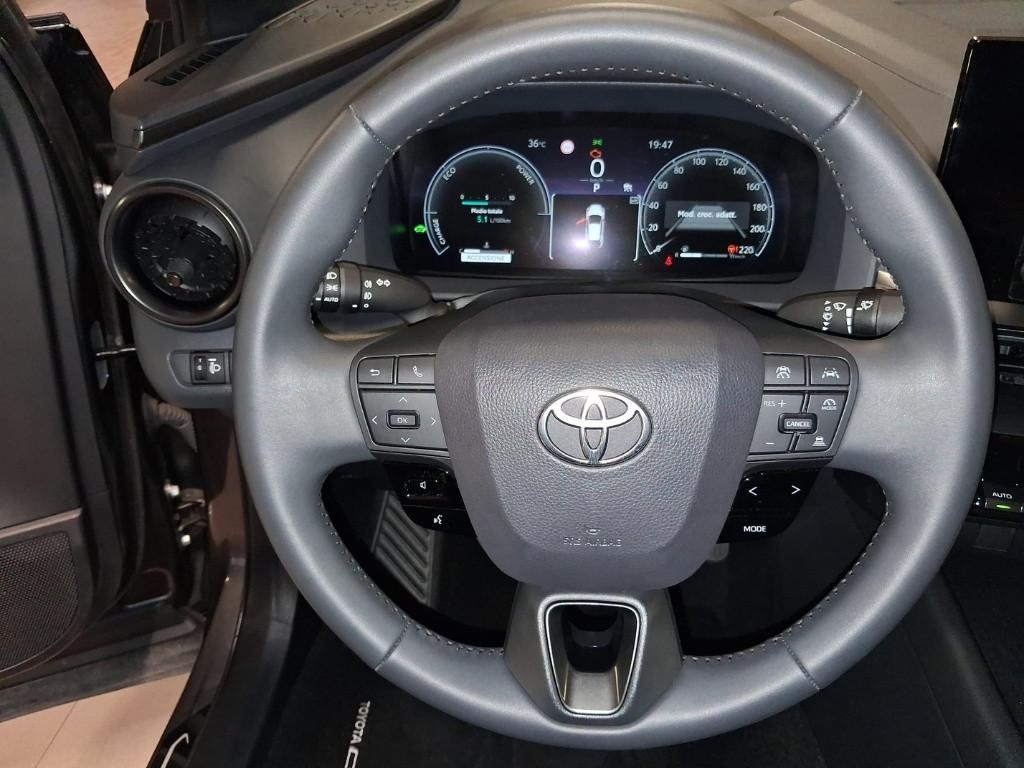 TOYOTA C-HR (2023-->) - C-HR 1.8 HV Active