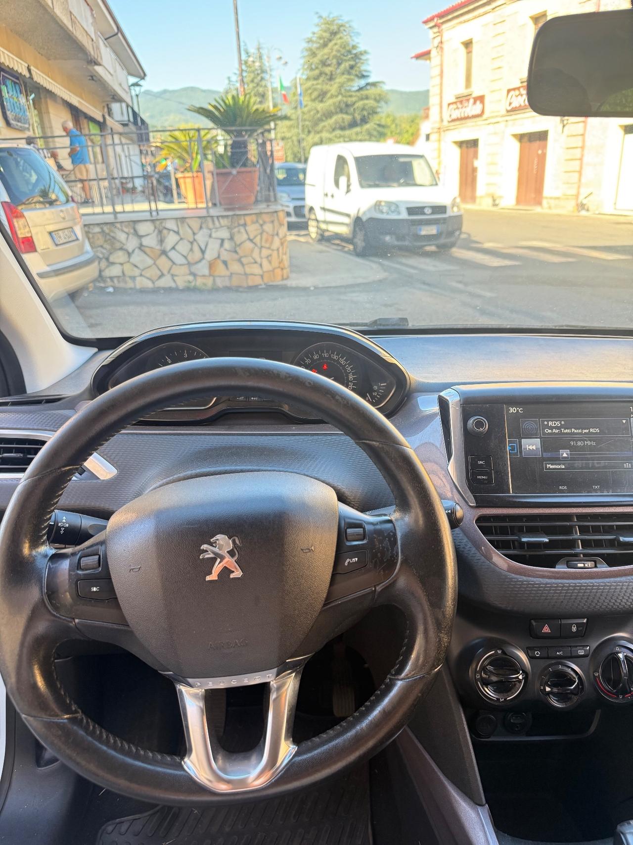 Peugeot 2008 1.6 e-HDi