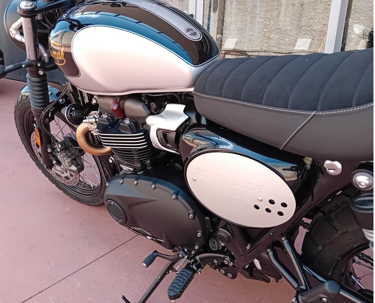 Triumph Scrambler 900 ICON EDITION