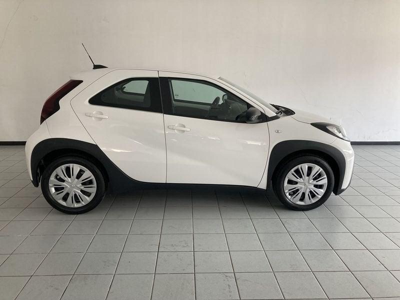 Toyota Aygo X 1.0B (72 CV) Active