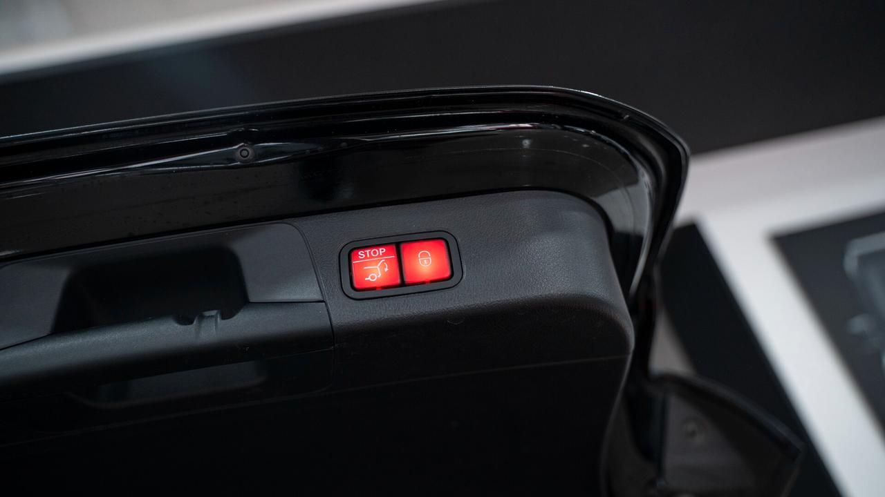 Mercedes-benz B 200 D EDITION PREMIUM PLUS AMG PACK LUCI FULL OPTIONAL