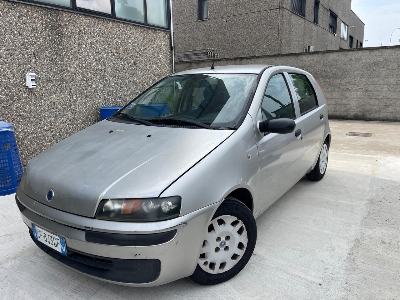 Fiat Punto 1.2i benzina 91.000km uni prop