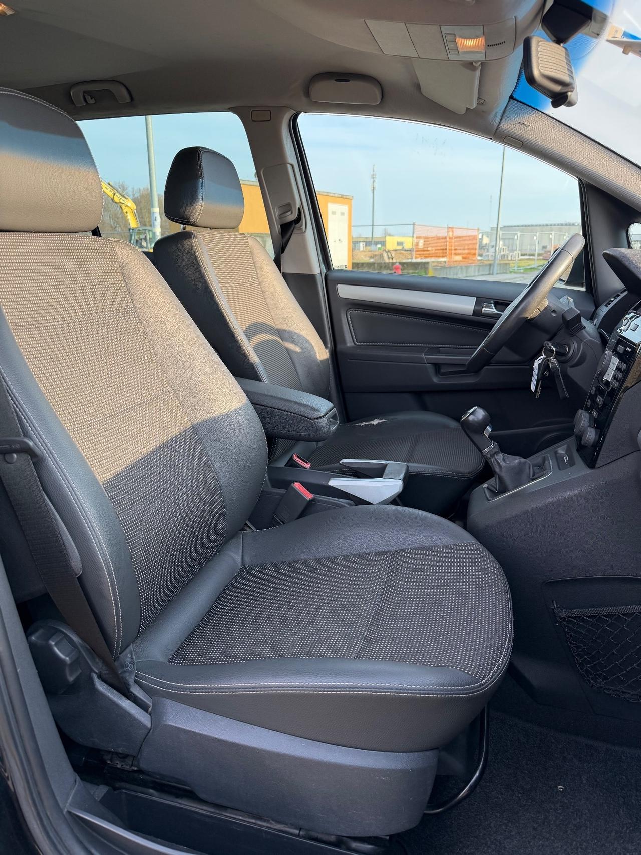 Opel Zafira 1.6 16V ecoM 94CV Cosmo 7 posti metano