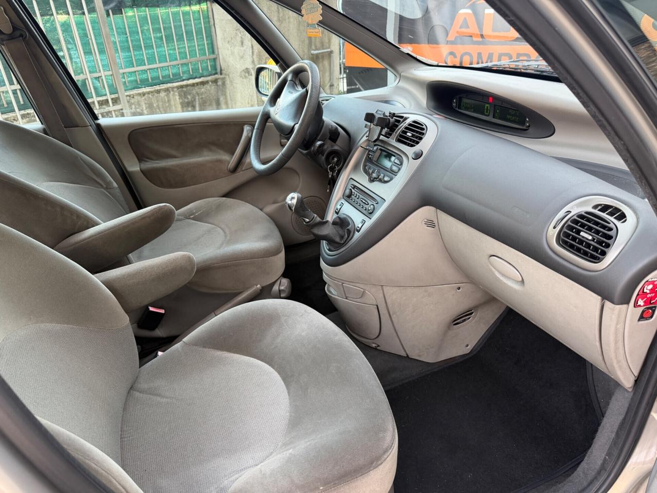 Citroen Xsara Picasso 1.6 benzina uni pro famigliare