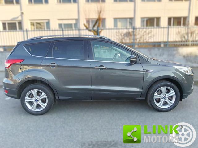 FORD Kuga 2.0 TDCI 120 CV S&S 2WD Titanium