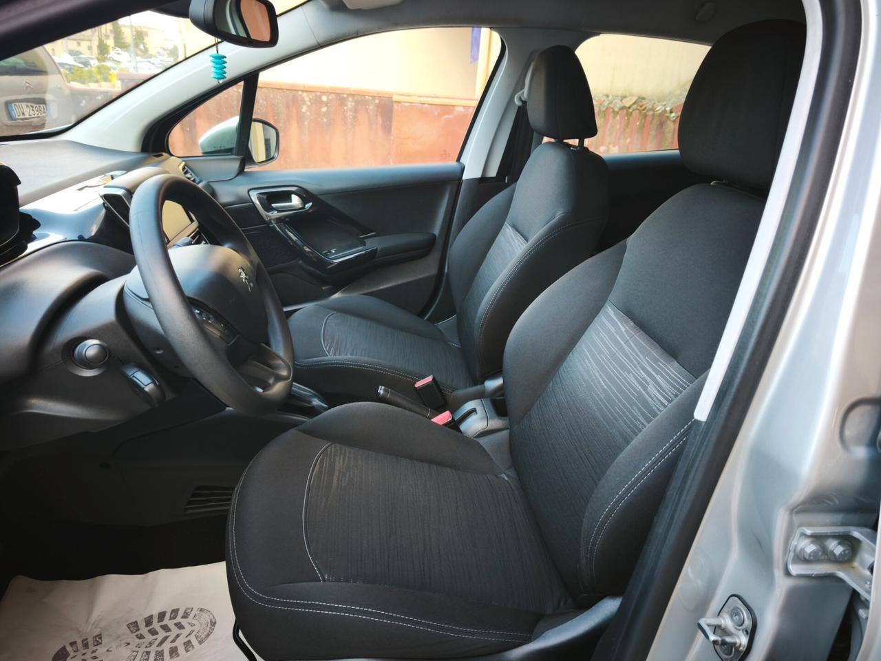 Peugeot 208 1.6 BlueHDi 75 CV