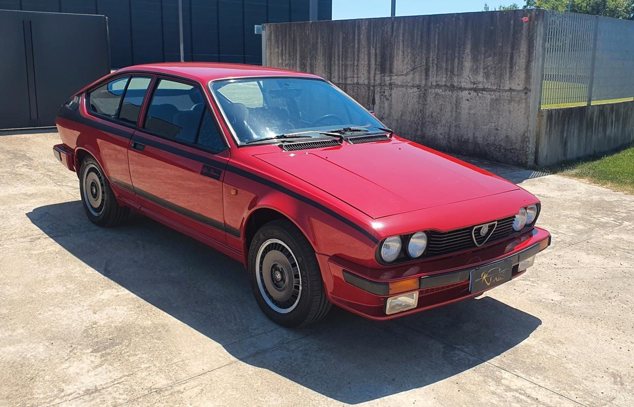 Alfa Romeo GTV GRAND PRIX