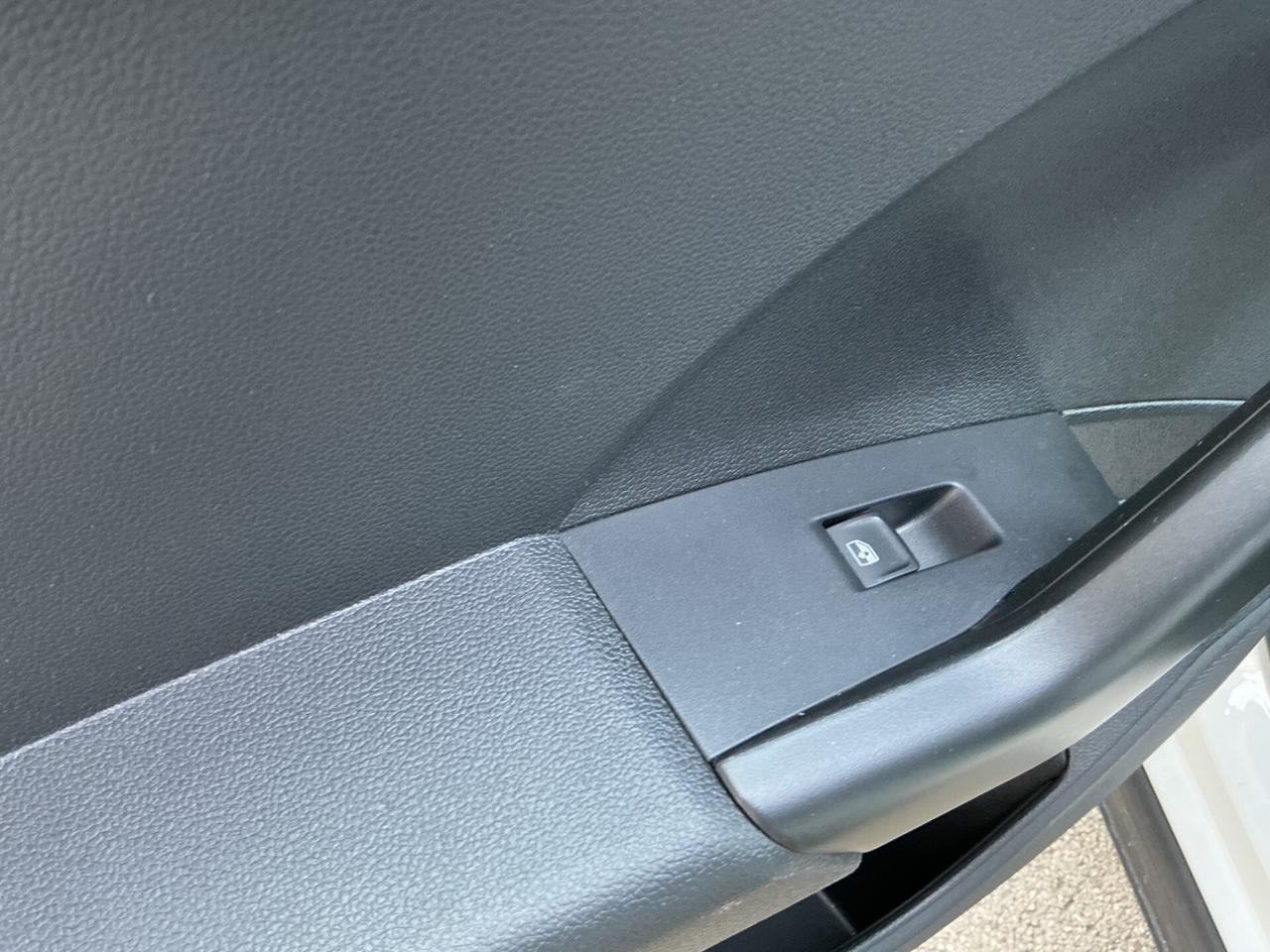 Volkswagen T-Cross 1.0 Benzina Cambio Automatico