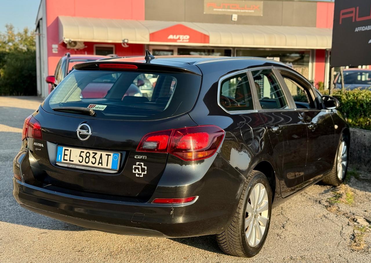 Opel Astra 1.7 CDTI 125CV Sports Tourer Cosmo