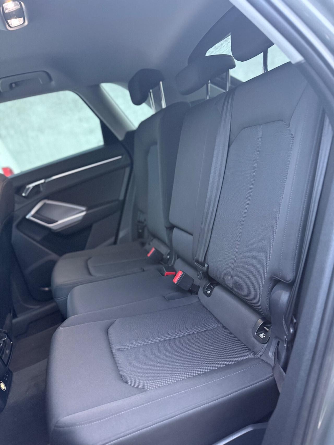 Audi Q3 2.0 TDI 150 CV S tronic advanced