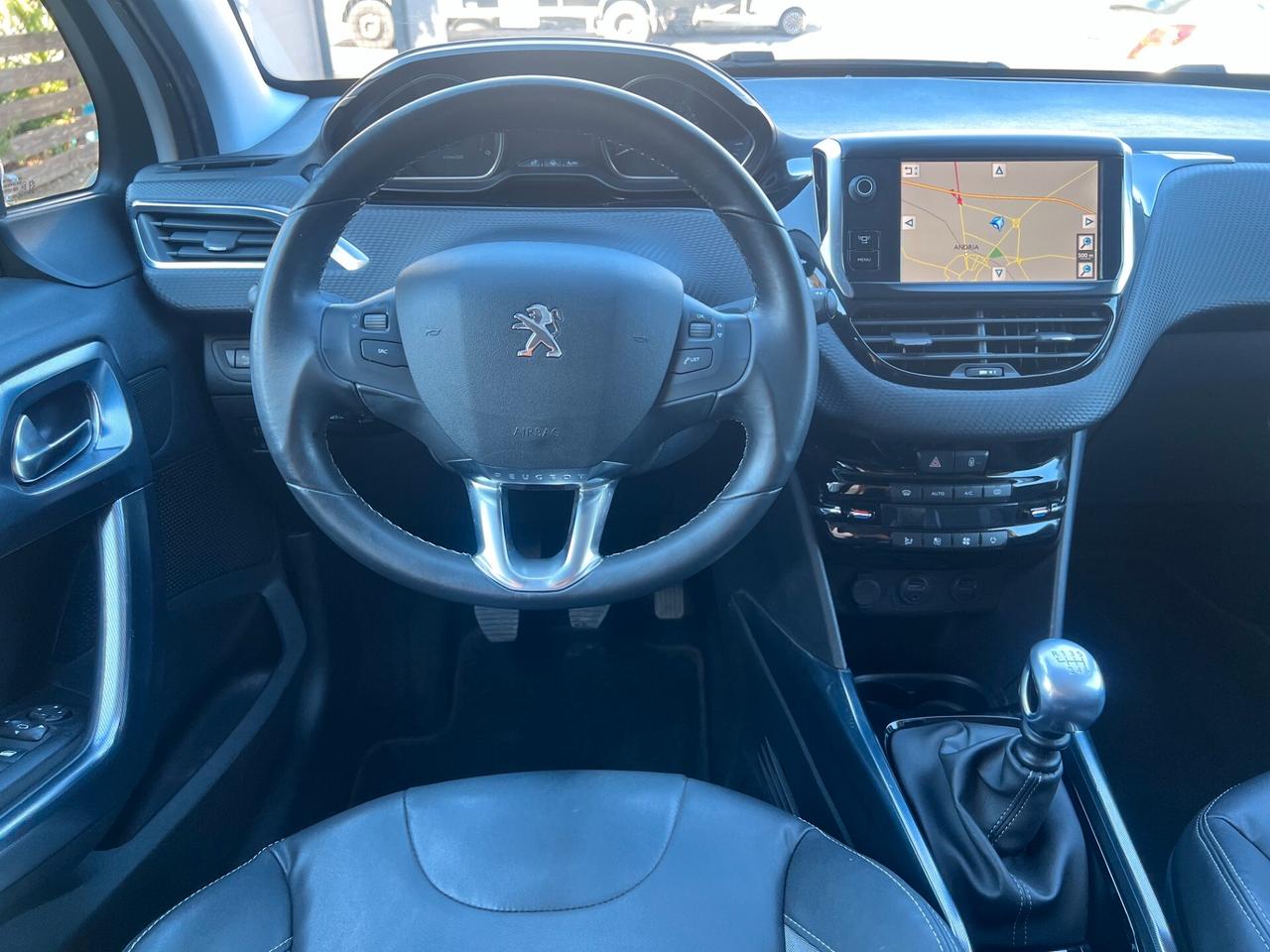 Peugeot 2008 1.6 e-hdi 115cv ALLURE NAVI/PELLE/16; PERFETTA!