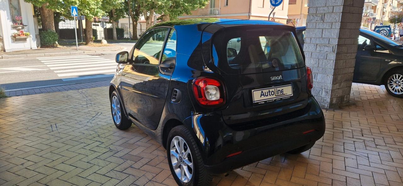Smart ForTwo 70 1.0 twinamic Passion 48.124 KM tetto in cristallo
