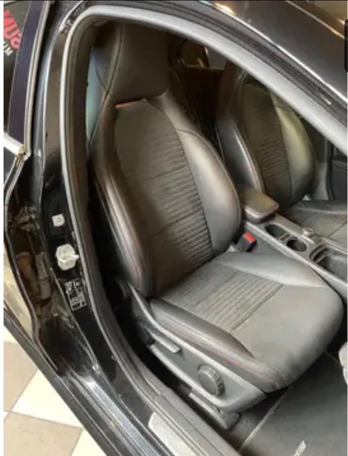Mercedes-benz A180 cdi 110 cv Premium 2014 autom.