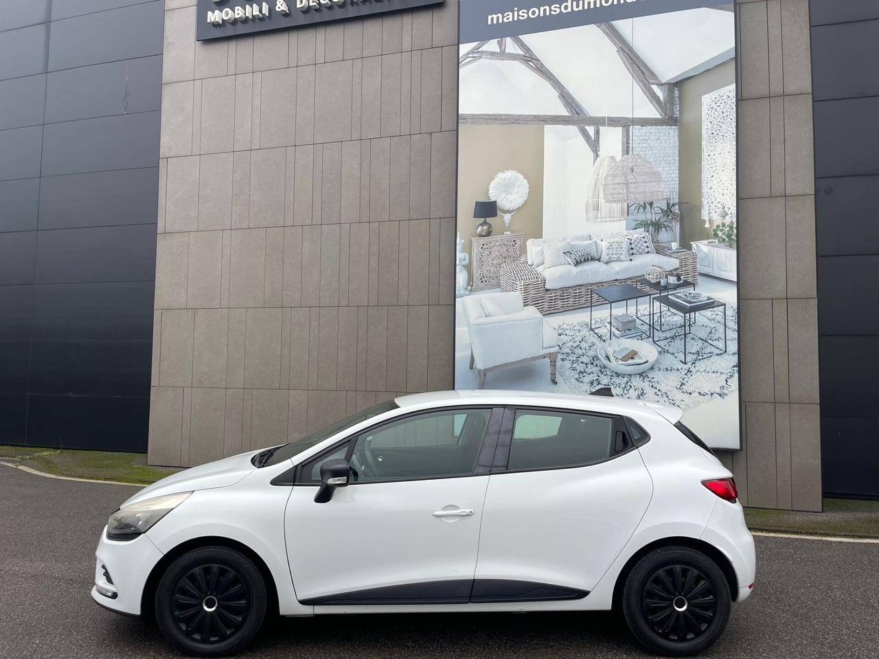 Renault Clio 1.2 75CV 5 porte Life