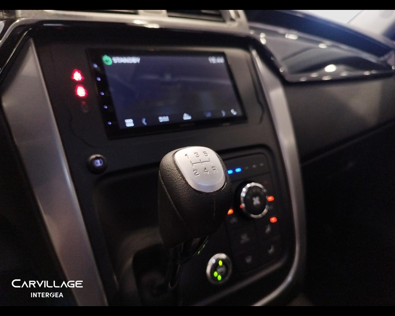 MAHINDRA KUV100 1.2 K8 m-bifuel