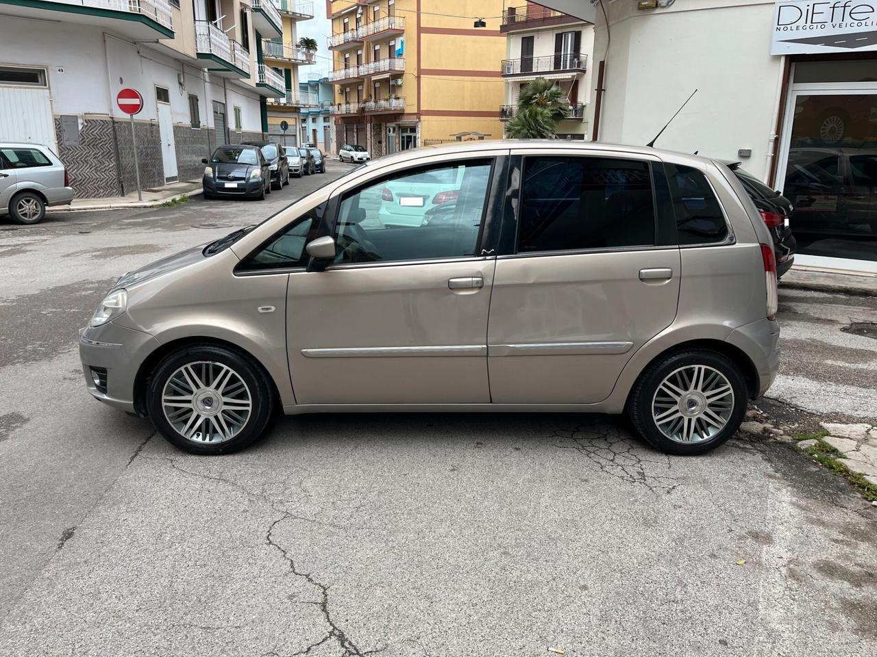 Lancia MUSA 1.4 16V Oro