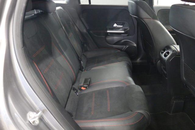 MERCEDES-BENZ GLA 180 d Automatic Premium