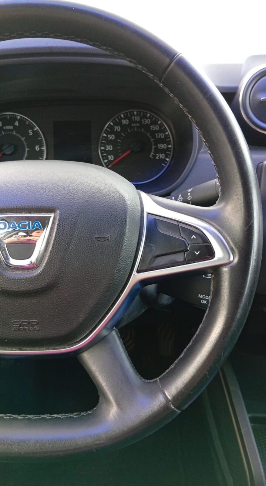 Dacia Duster 1.0 TCe 100 CV ECO-G 4x2 15th Anniversary