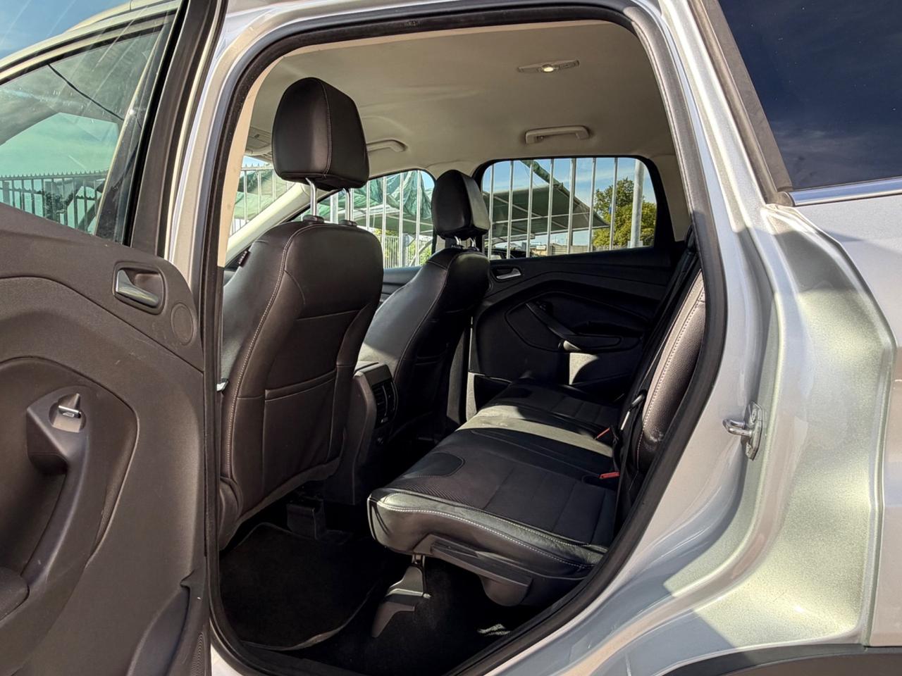 Ford Kuga 2.0 TDCI 140 CV 4WD Titanium