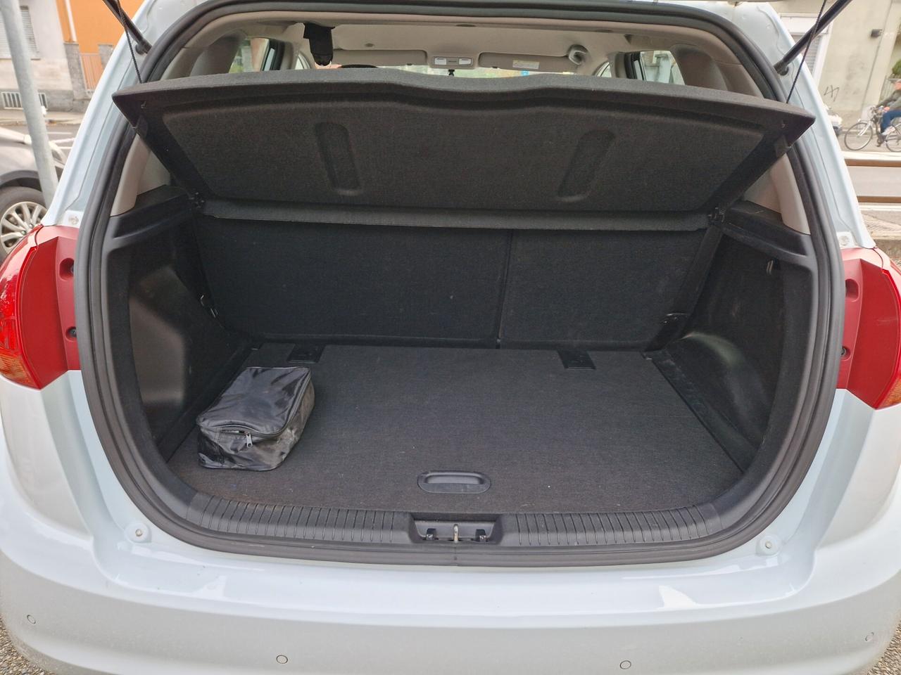 Kia Venga 1.4 90CV "49.700 km" GPL casa madre, Full Optional