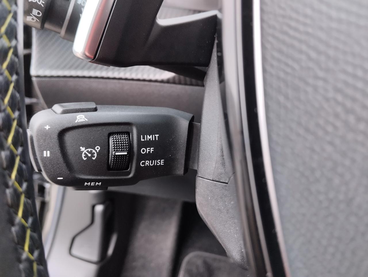 Peugeot 2008 PureTech 130 S&S EAT8 GT Pack