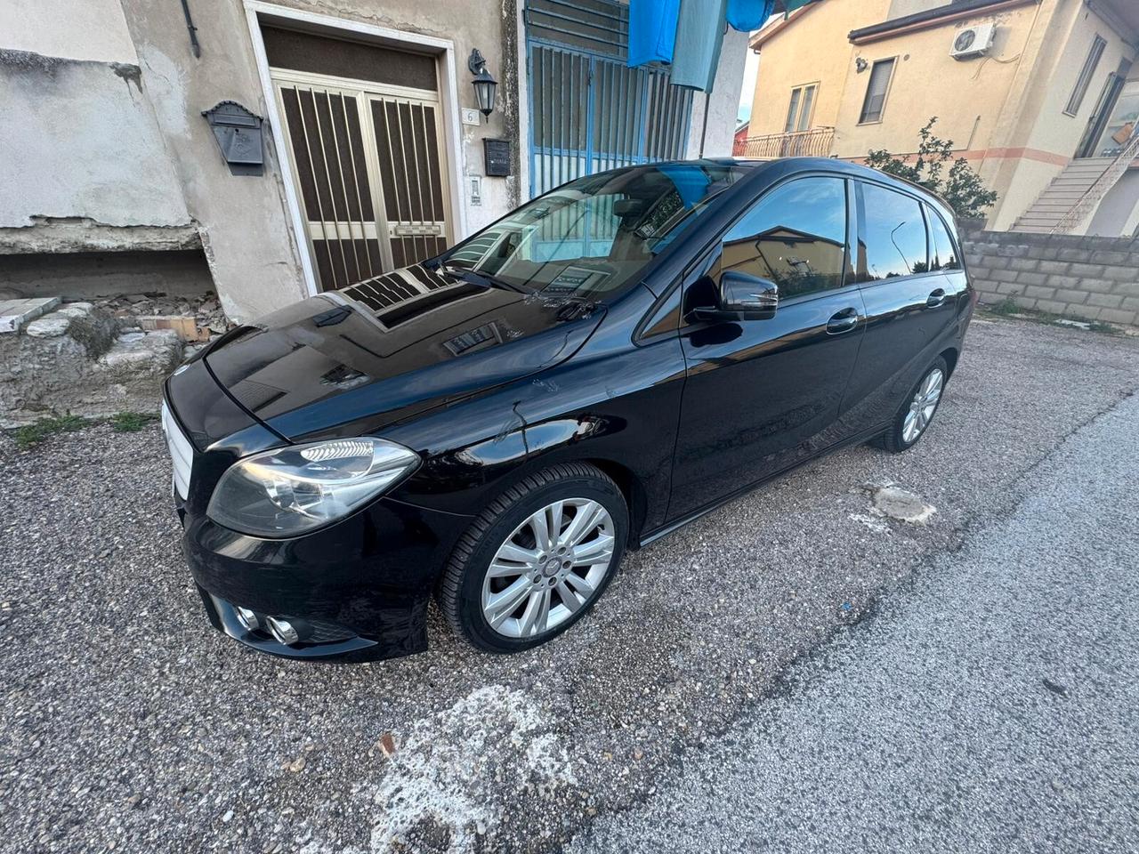 Mercedes-benz B 220 200 CDI Premium