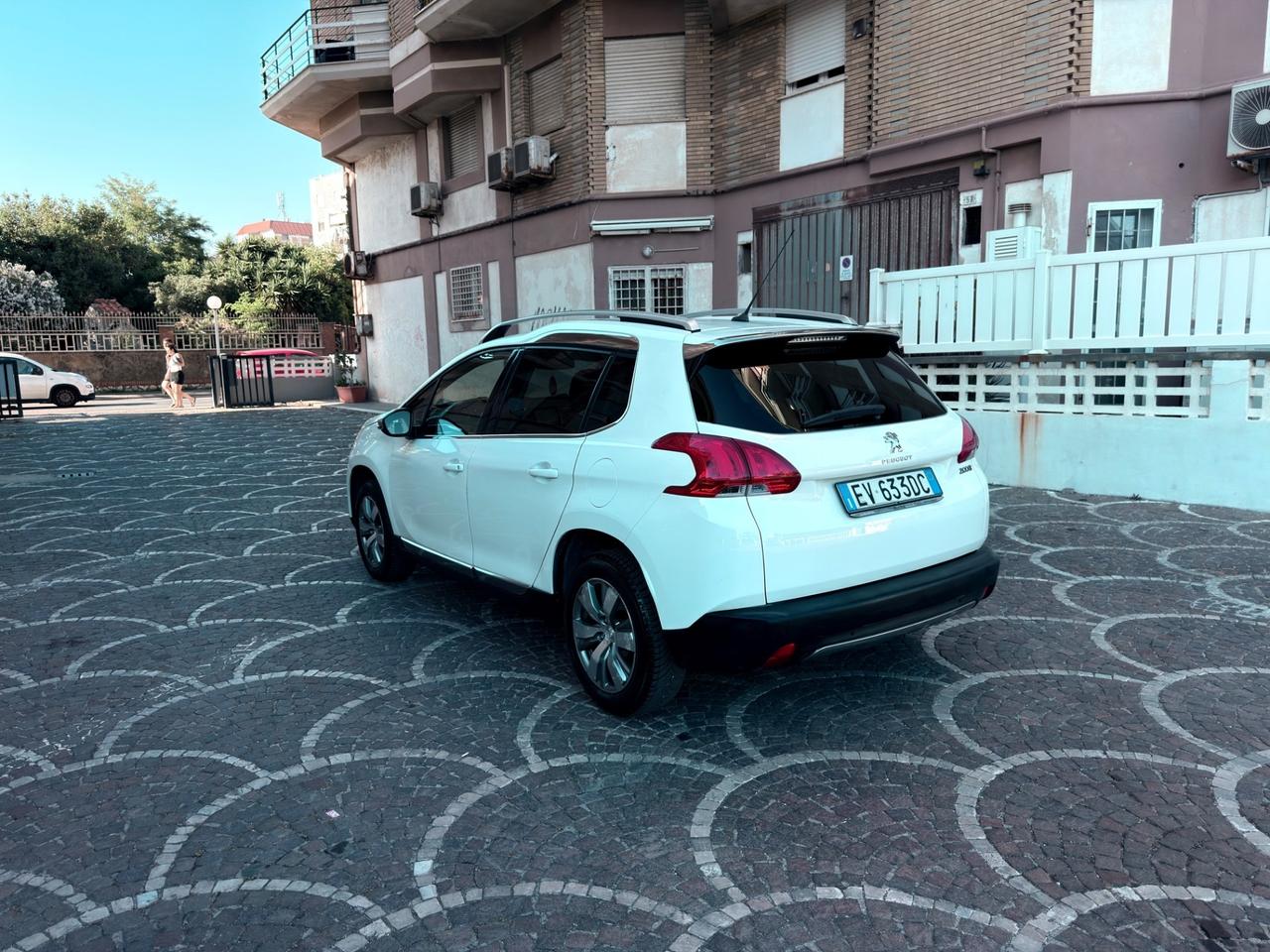 Peugeot 2008 PureTech 82 Allure