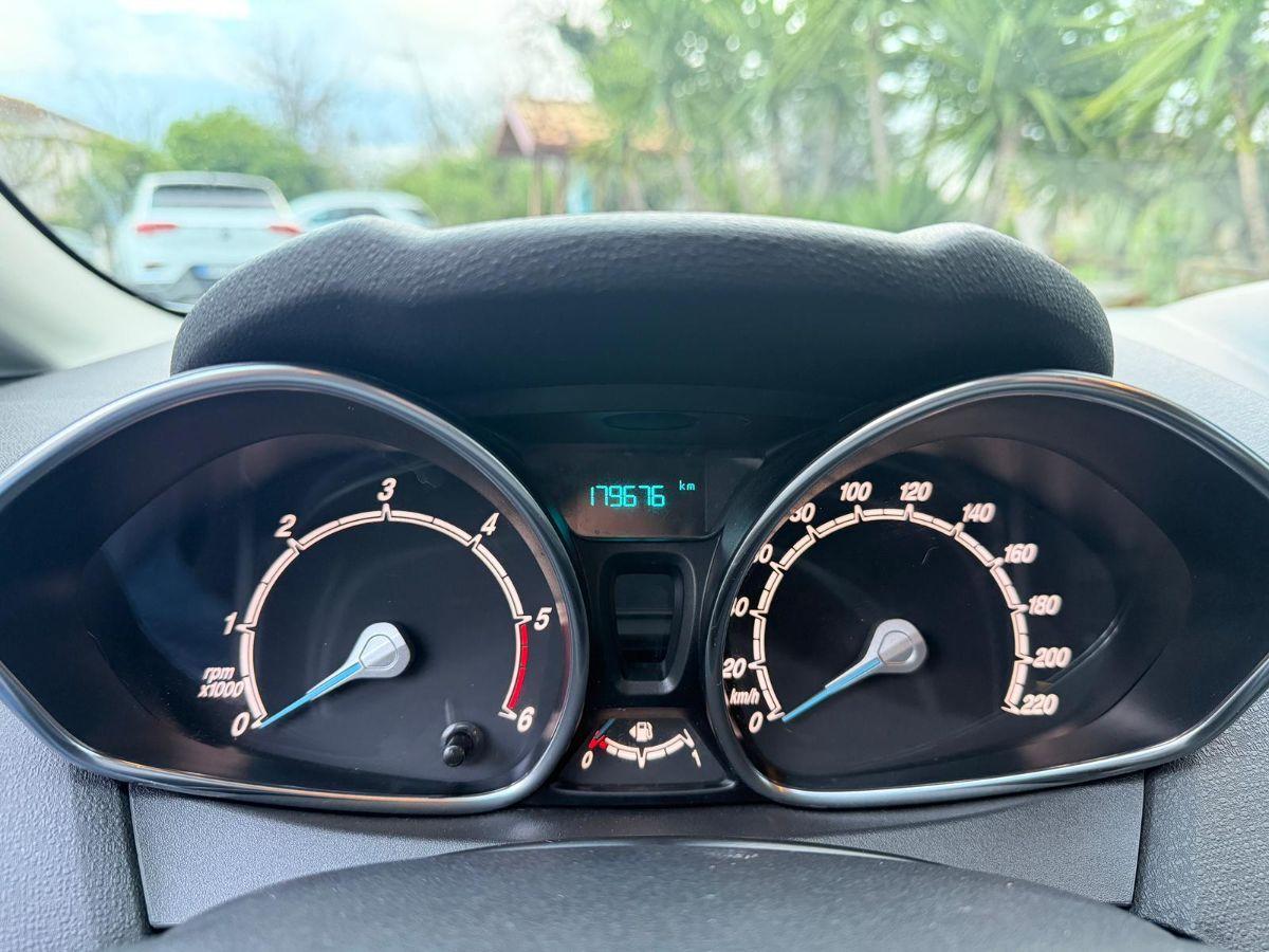 FORD - Fiesta - 1.5 TDCi 75 CV 5p. Titanium