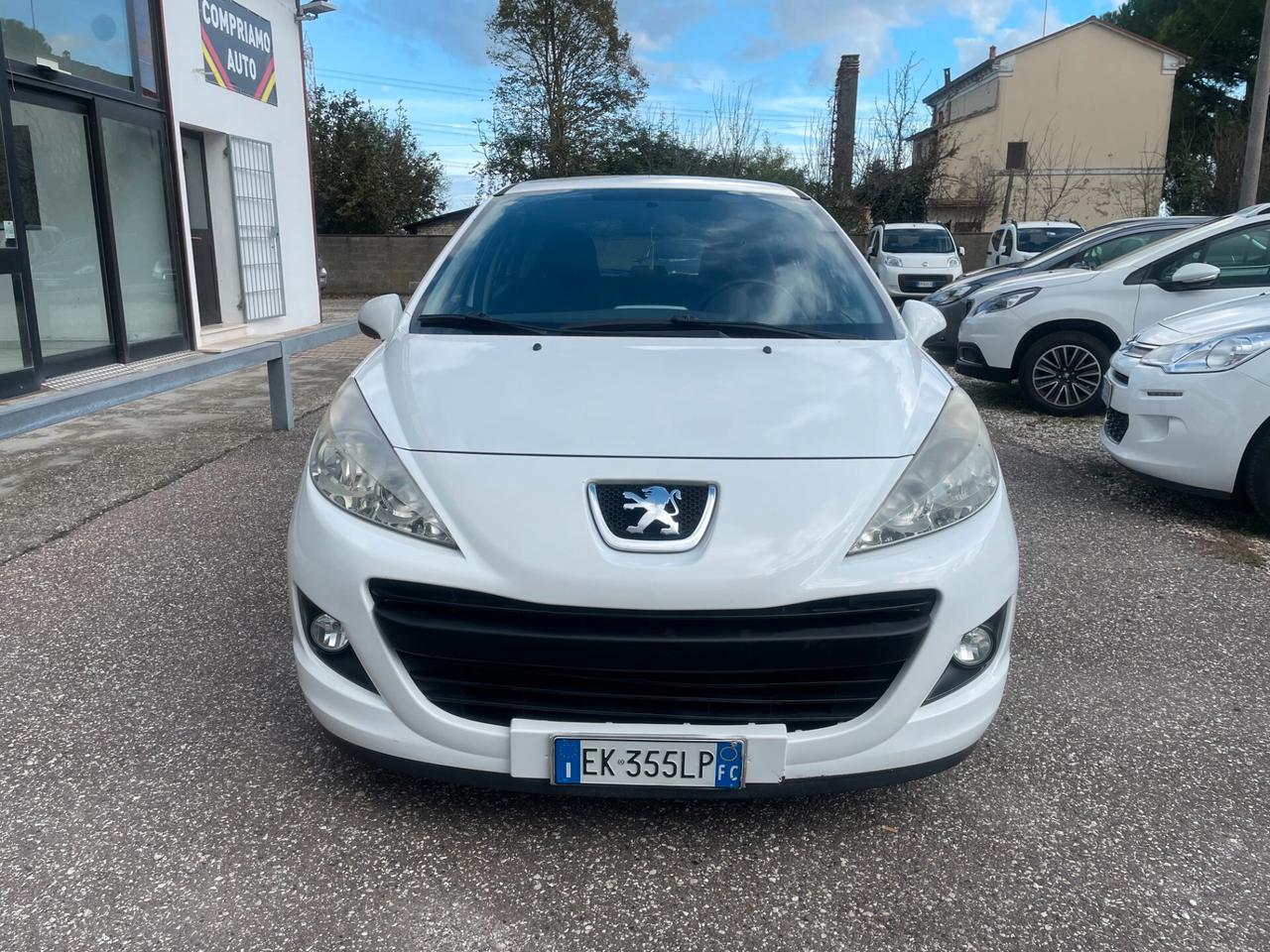 Peugeot 207 1.4 8V 75CV 5p. Energie ECO GPL NEOPATENTATI