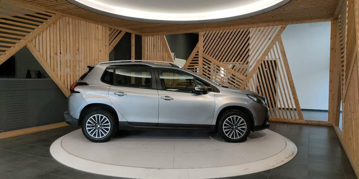 Peugeot 2008 1.5 bluehdi Active s&s 100cv 5marce