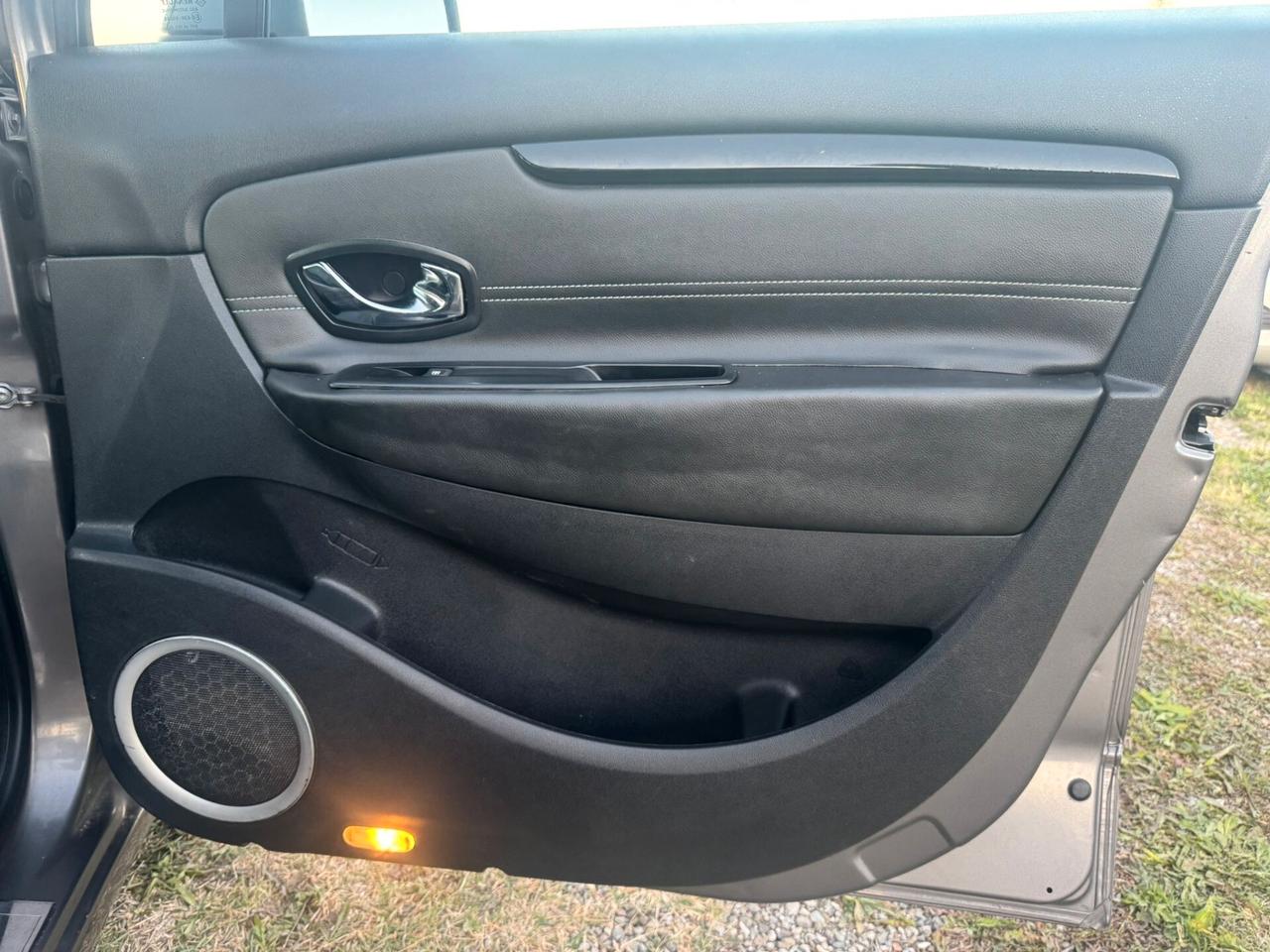 Renault Scenic XMod 1.6 dCi 7 POSTI del 2012