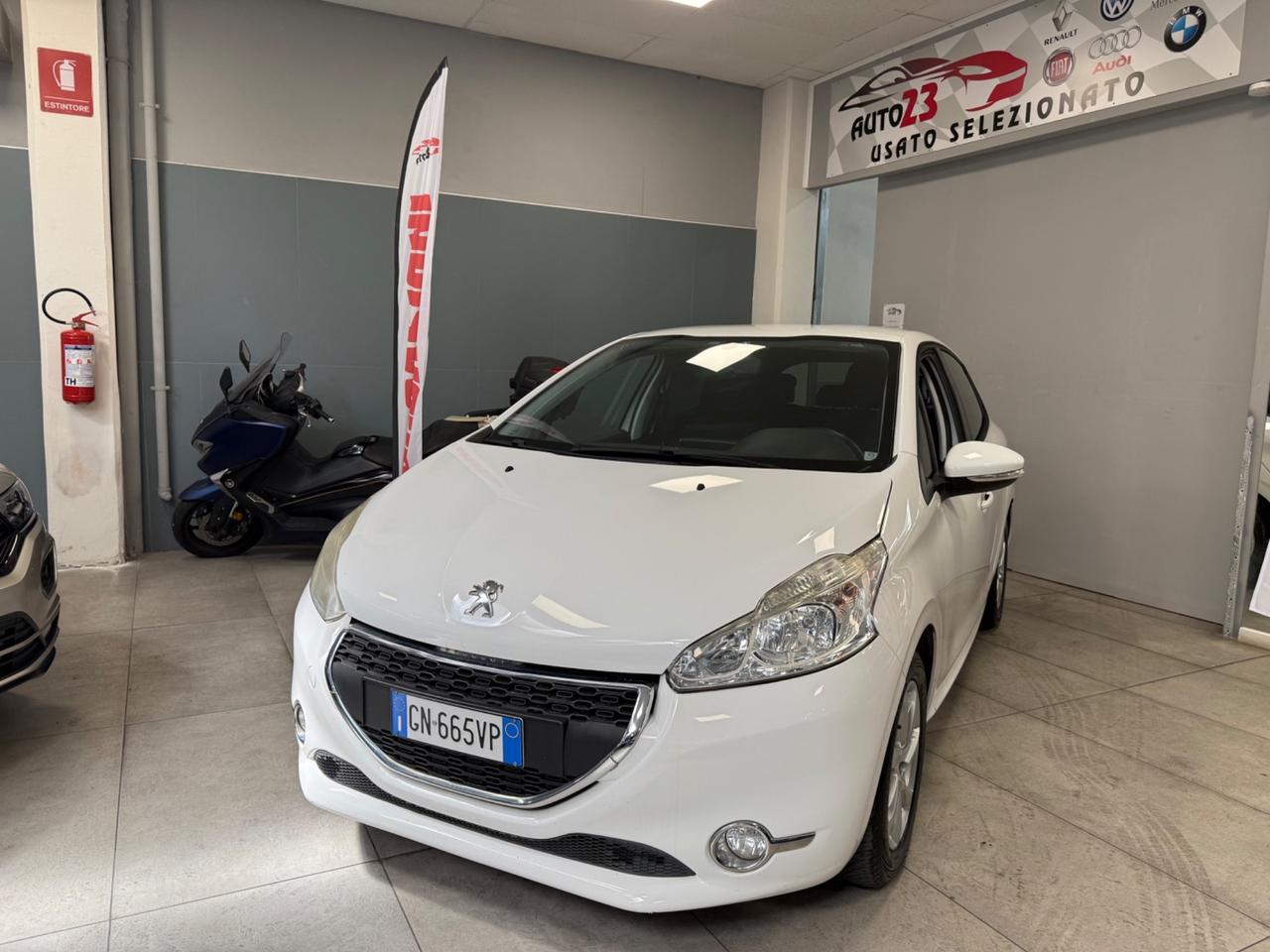 Peugeot 208 1.2 VTi 82 CV 5 porte Access Ok Neopatentati