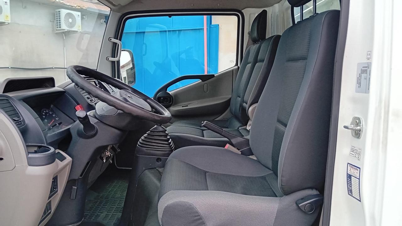 Nissan Cabstar Nissan cabstar nt 400/35.14-2.5 box/allum-2016