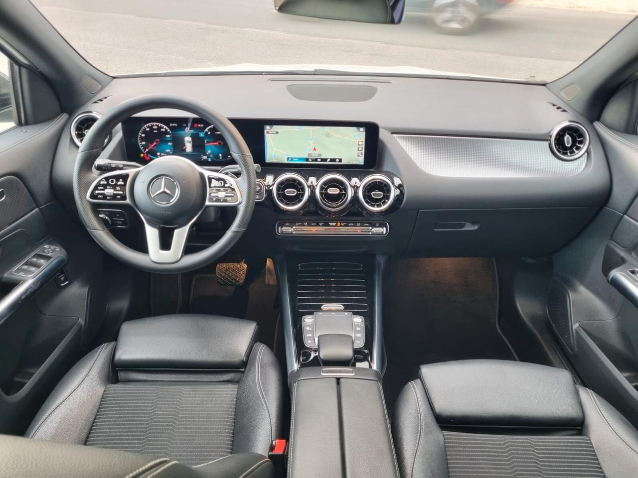 Mercedes-benz GLA 200 d Automatic Sport Plus TETTO APRIBILE