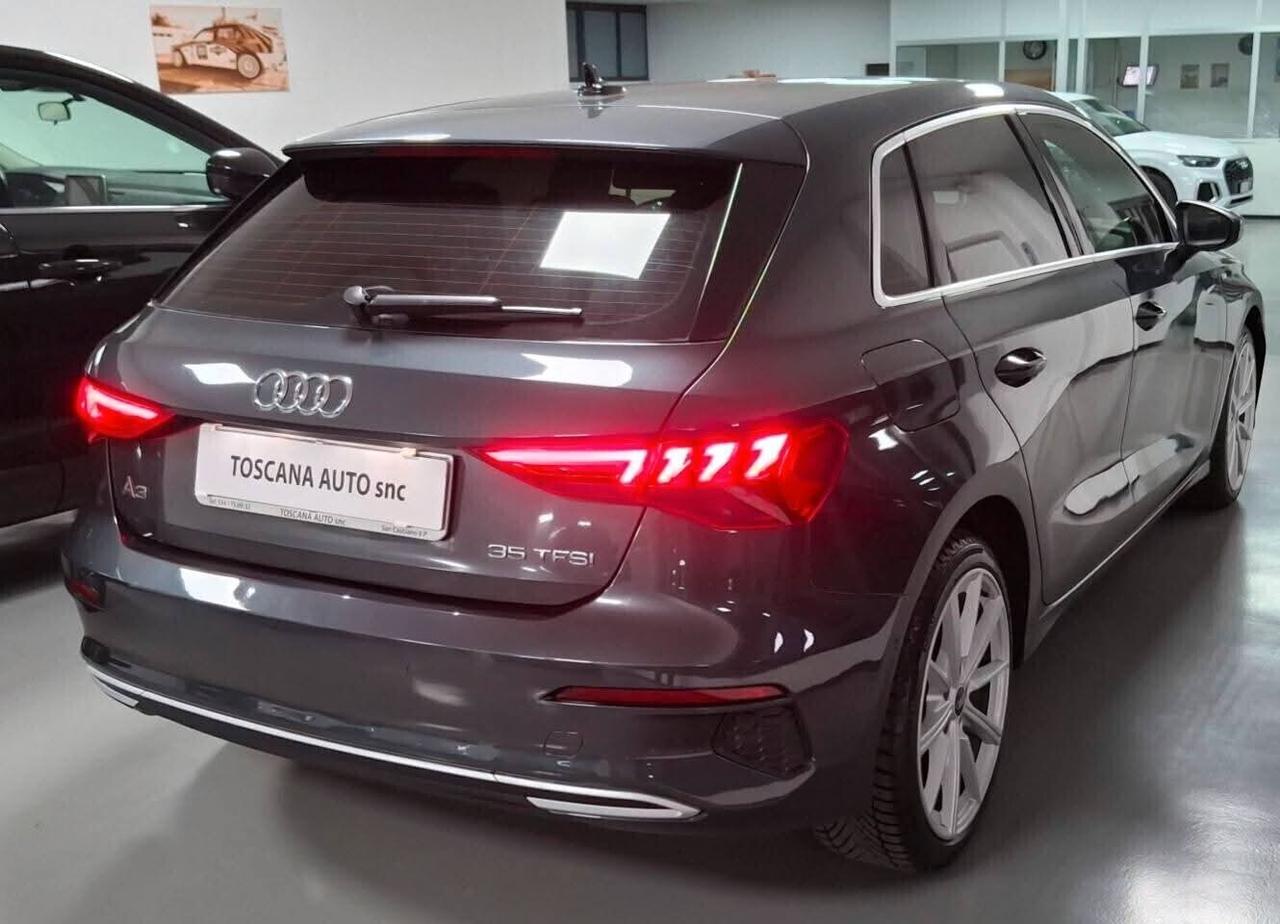 Audi A3 SPB 35 TFSI S line edition Fari full led