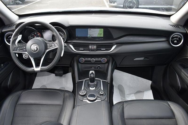 Alfa Romeo Stelvio 2.2 Turbo Diesel 210CV AT8 Q4 B-Tech