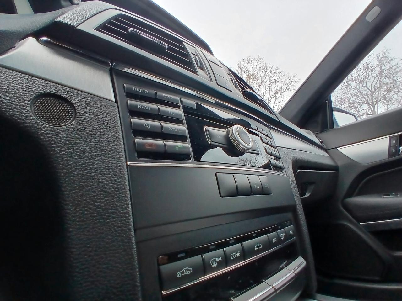 Mercedes-benz E 220 CDI Coupé BlueEFFICIENCY