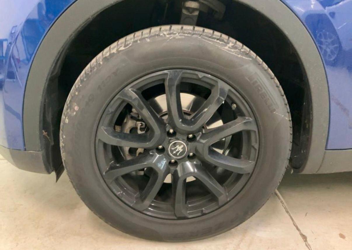 Maserati Levante V6 Diesel 275 CV AWD Granlusso