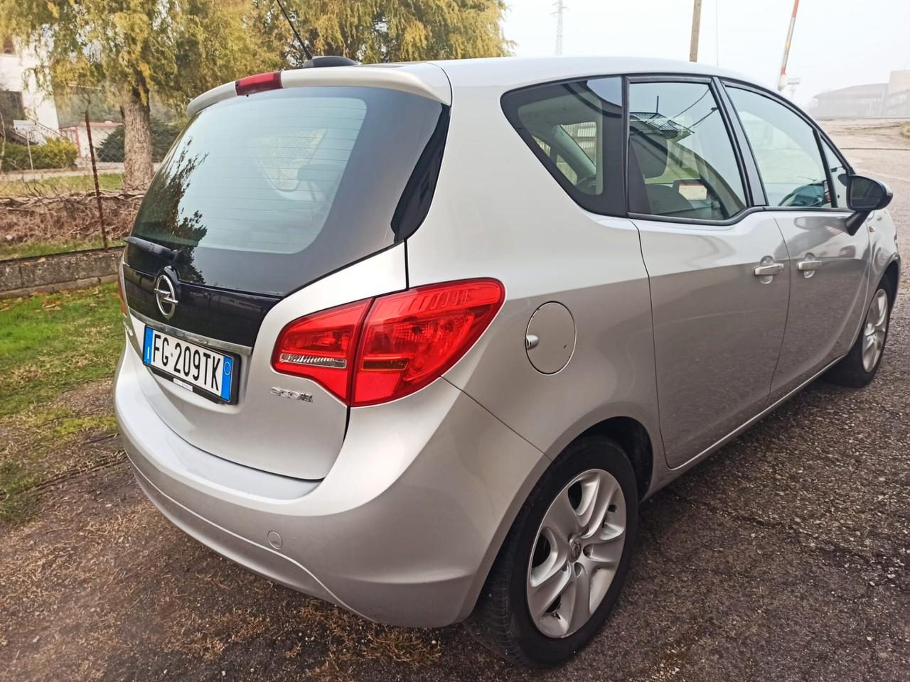 FINANZIABILE a GPL opel MERIVA neopatentati PERMUTE