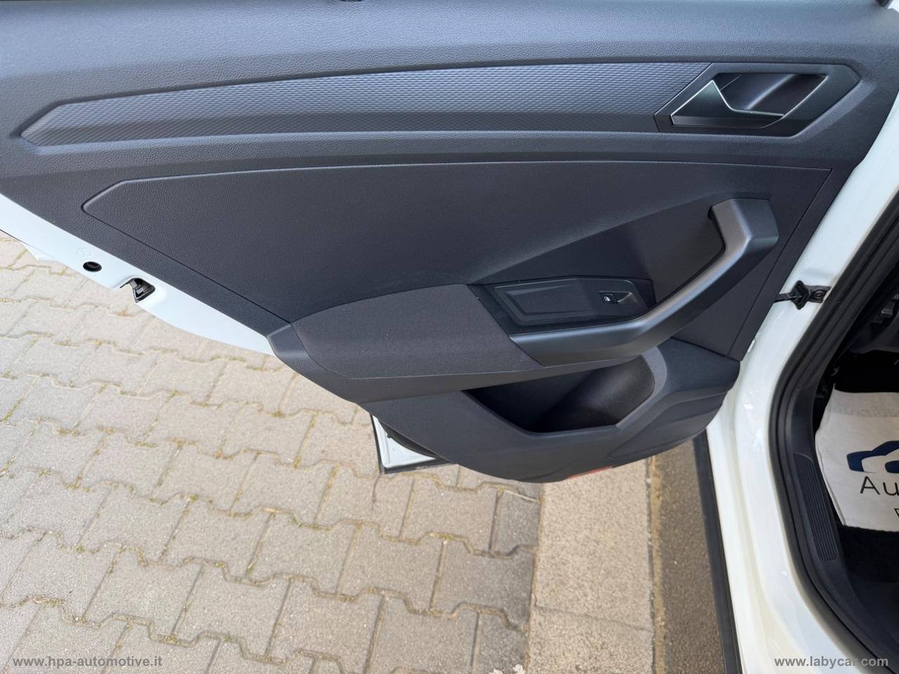 VOLKSWAGEN T-Roc 2.0TDI LED CARPLAY PARK ASSIST ACC