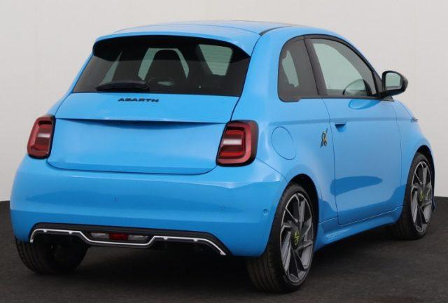 ABARTH 500e Scorpionissima JBL Premium Tetto Panoramico
