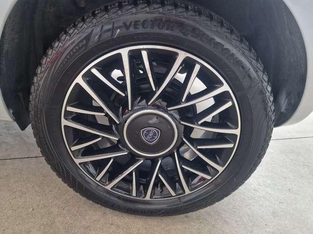 Lancia Ypsilon Ypsilon III 2015 1.2 Platinum ecochic Gpl 69cv