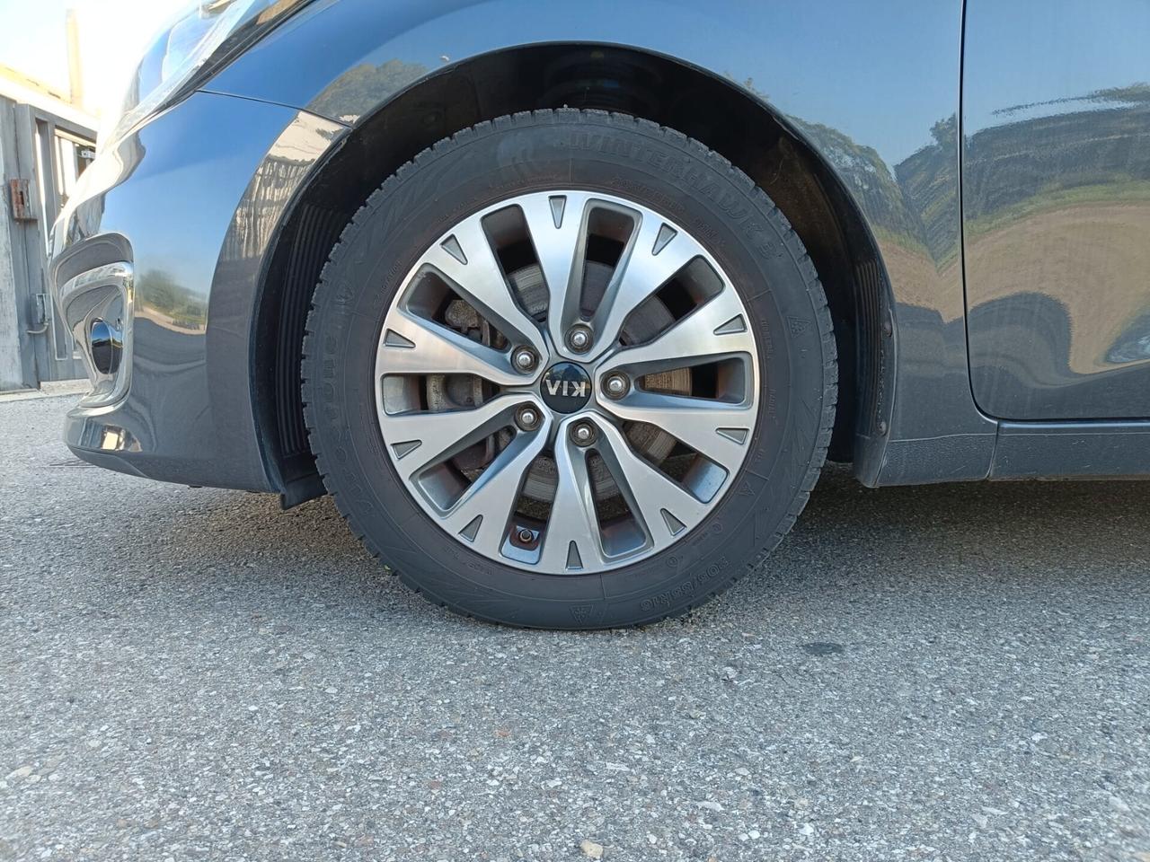 Kia Ceed cee'd 1.6 CRDi 136 CV DCT SW EcoDynamics Business Class