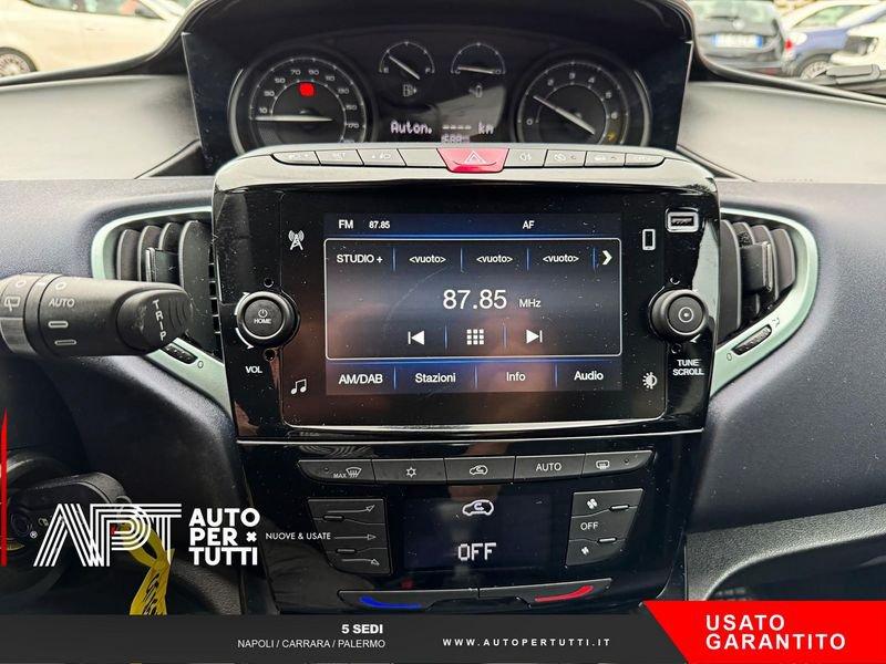 Lancia Ypsilon Ypsilon 1.0 firefly hybrid Platino s&s 70cv