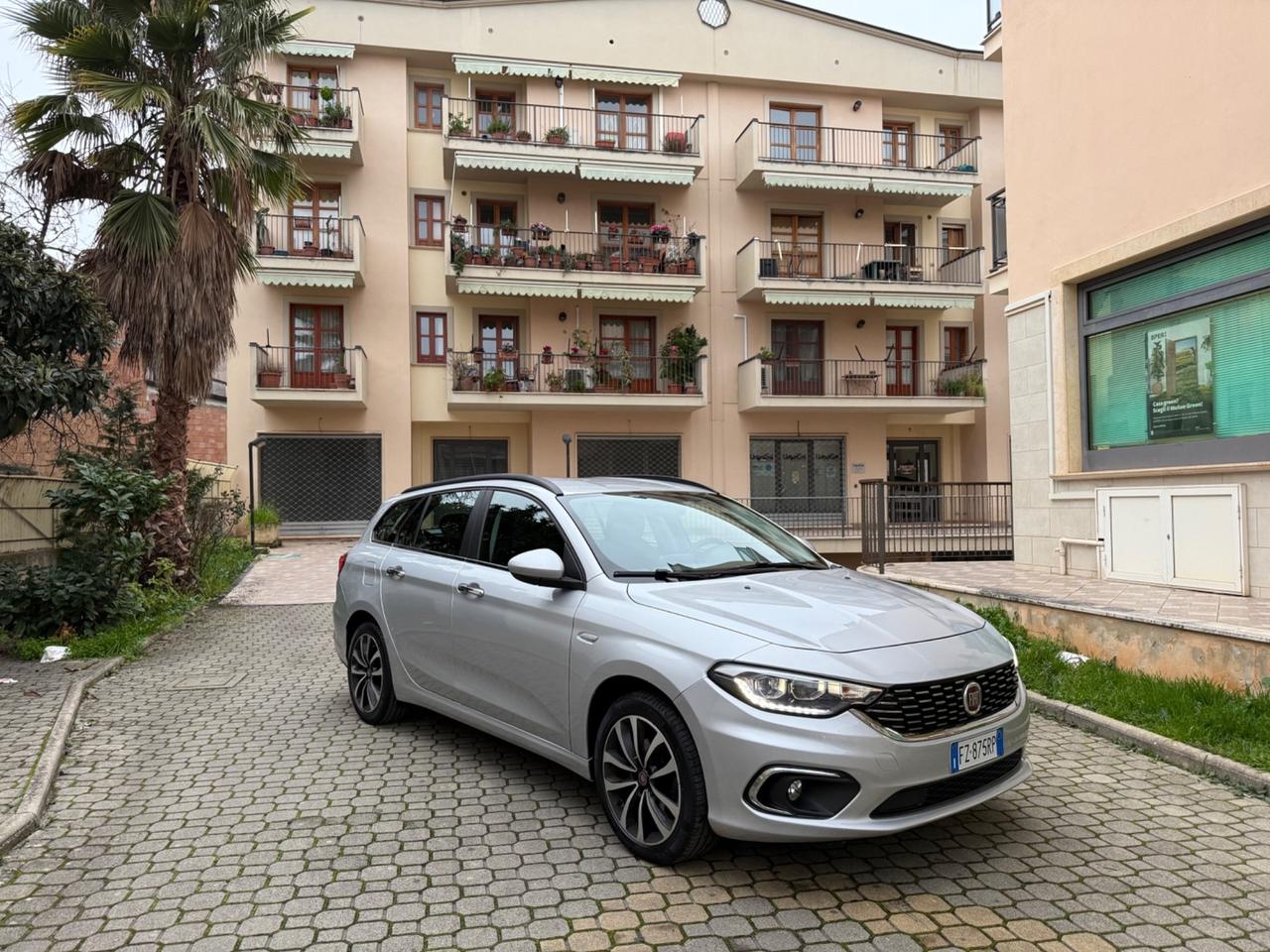 Fiat Tipo 1.6 Mjt S&S SW Lounge