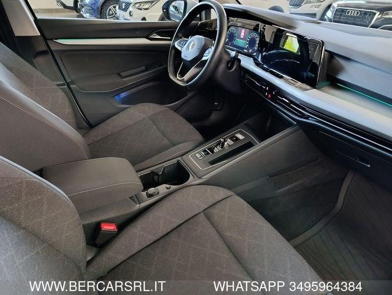Volkswagen Golf 1.0 eTSI EVO DSG Life*AUTOMATICA*PACCHETTO LUCI*PDC*